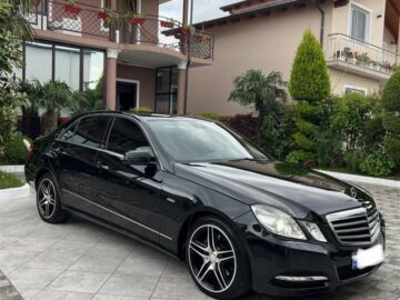 MERCEDES BENZ E CLASS 2011 AVANTGARDE