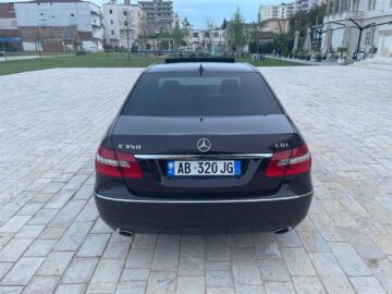 Mercedes E 350 nafte ndrrohet