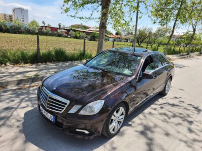 Mercedes E 350 nafte ndrrohet