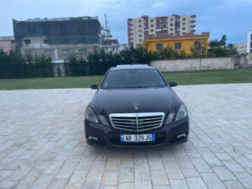 Mercedes E 350 nafte ndrrohet