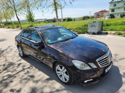 Mercedes E 350 nafte ndrrohet