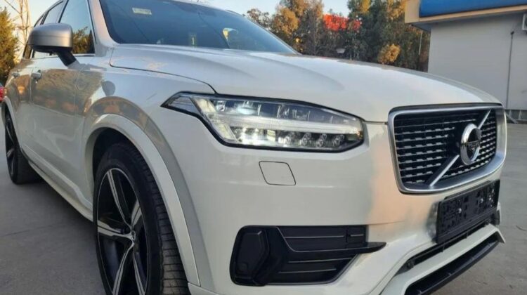 Volvo 2019 naft 2.0 R.DESIGN 50000 Euro okazion