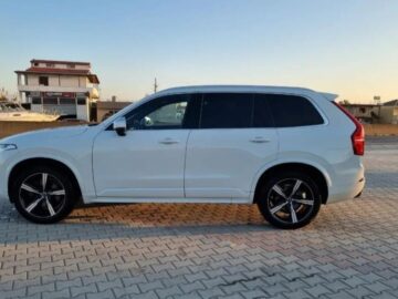 Volvo 2019 naft 2.0 R.DESIGN 50000 Euro okazion