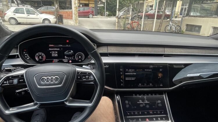 AUDI A8 50TDI