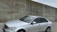 Mercedes Benz C200 Manual