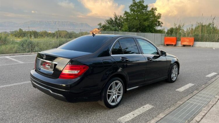 Mercedes-benz c220CDI