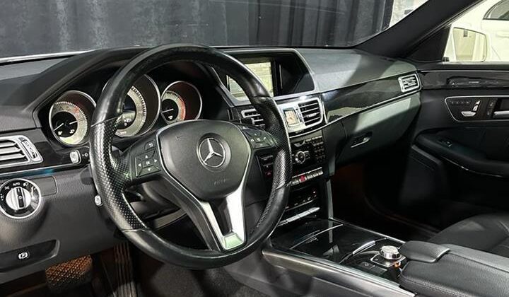 MERCEDES BENZ E220 FULL OPSJON