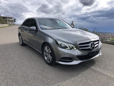 MERCEDES E 220 BLUEFFICENT/ AVANTGARDE /PERFORMANC LUK