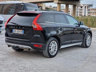 Volvo XC-60 R – Design