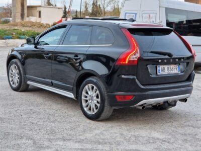 Volvo XC-60 R – Design