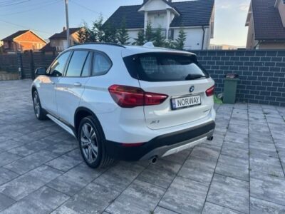 2018 BMW X1 X-Drive ambient light led