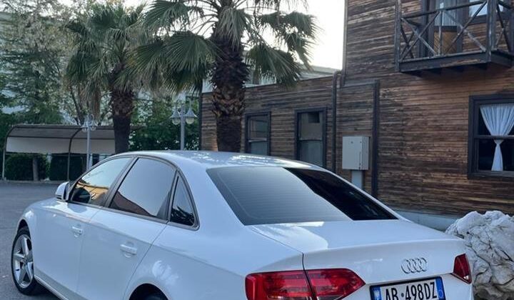 AUDI A4 1.8 BENZIN MANUAL LOOK 2013