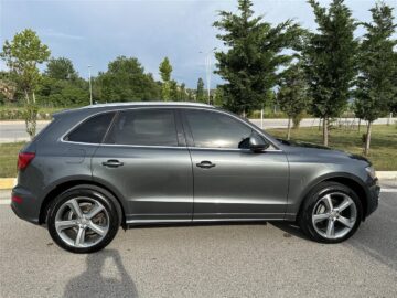 AUDI Q5 S-Line