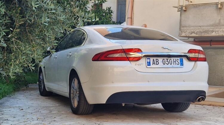 Jaguar XF 2.2D Luxury X250