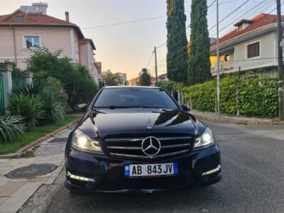 Mercedes Benz