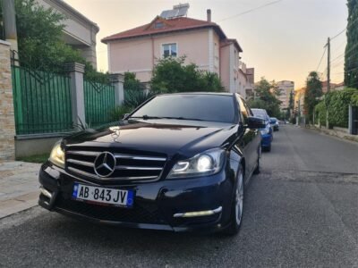 Mercedes Benz