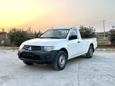 OKAZION MITSUBISHI L200