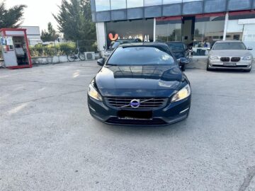 Volvo V60- 2.0 D 2015