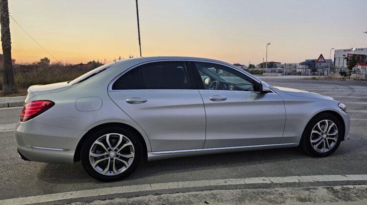 MERCEDES BENZ C220 BLUETEC