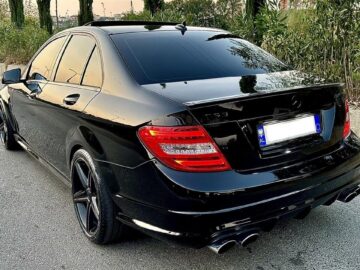 C63 . /// AMG