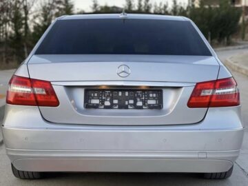 Mercedes Benz 2011 220 me qera