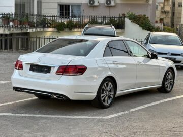 MERCEDES BENZ E 220 CDI BLUETEC AVANTGARDE DESIGNO KAMERA-14