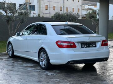 Mercedes Benz E class 350