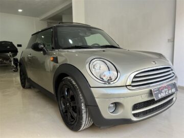 Mini cooper 1.6 nafte AUTOMAT