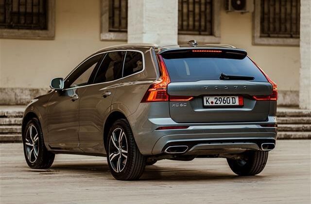 Volvo XC60 R Design R Dizanj Sport ??Garanci kilometra