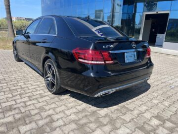 Mercedes-Benz E 250 Bluetec 4Matic Panorama