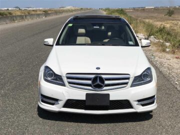 SHITET OKAZION 2012 Mercedes Benz C300 4Matic Panorama Ful