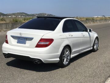 SHITET OKAZION 2012 Mercedes Benz C300 4Matic Panorama Ful