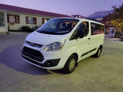 FORD TRANSIT CUSTOM 2.2 NAFTE 2014 ME 9 VENDE ZVICRA