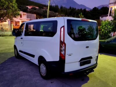 FORD TRANSIT CUSTOM 2.2 NAFTE 2014 ME 9 VENDE ZVICRA