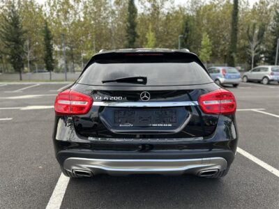 Mercedes benz Gla 220d AMG LINE FULL OPTION