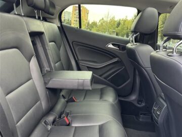 Mercedes benz Gla 220d AMG LINE FULL OPTION