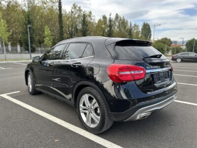 Mercedes benz Gla 220d AMG LINE FULL OPTION