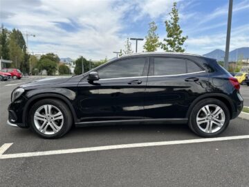 Mercedes benz Gla 220d AMG LINE FULL OPTION