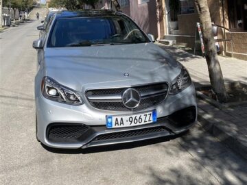 Shitet E 250d 4matic mo full ne shqiperi 155 mij km original