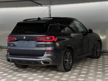 X5 m50i