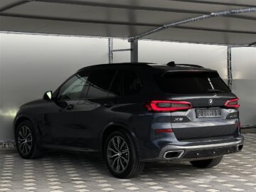 X5 m50i