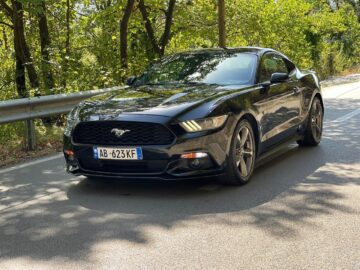 Okazion Ford Mustang 3.7 benzine 2015 automat