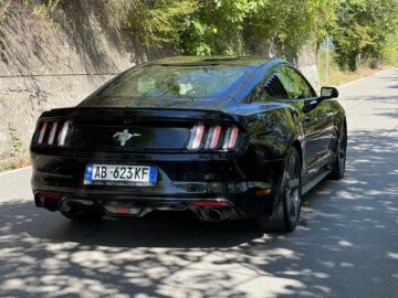 Okazion Ford Mustang 3.7 benzine 2015 automat