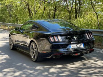 Okazion Ford Mustang 3.7 benzine 2015 automat