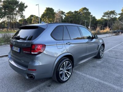 BMW X5 3.5d M packet 2015