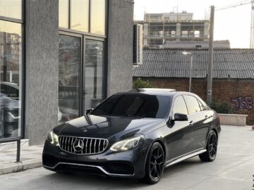 Mercedes benz E220