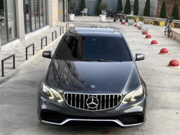 Mercedes benz E220