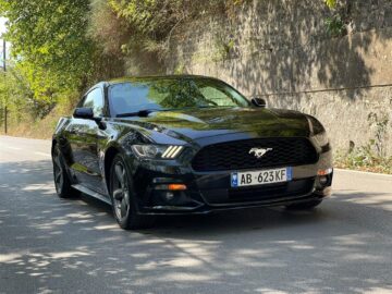 Okazion Ford Mustang 3.7 benzine 2015 automat