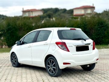 OKAZION TOYOTA YARIS