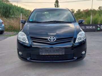 Toyota Auris 1.4 Naft 2010